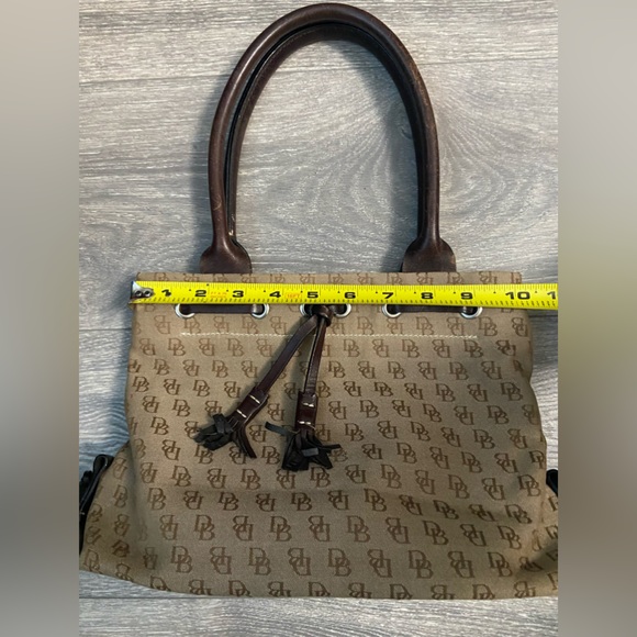 Dooney Bourke Small Tan & Brown Leather Tassel Shoulder Double Round Straps bag - Picture 14 of 16
